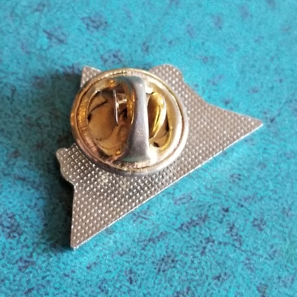 Verizon Pioneers Service Employee Award Silver Tone Tie Tack Hat Lapel Pin - Picture 8 of 9